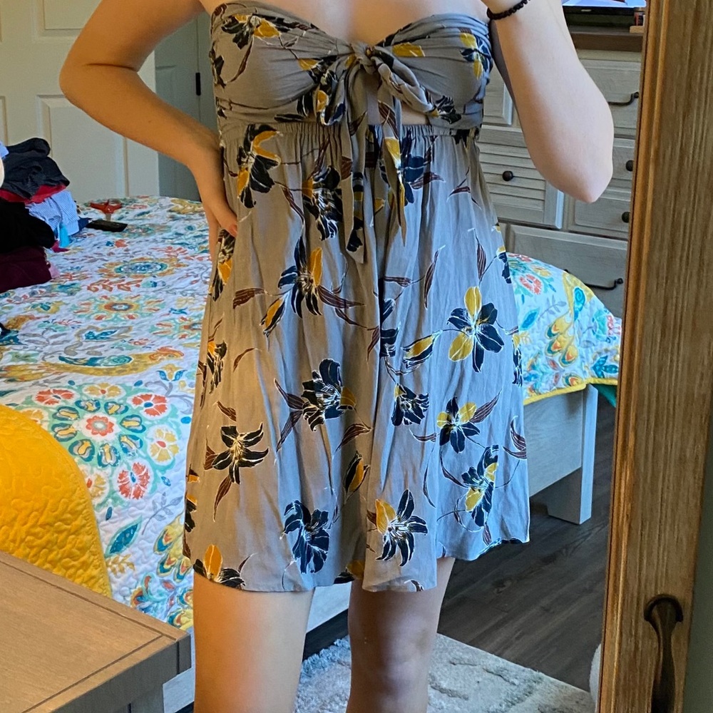 Sundress - Picture 4 of 4